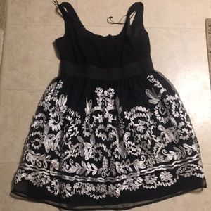 Very cute black dress